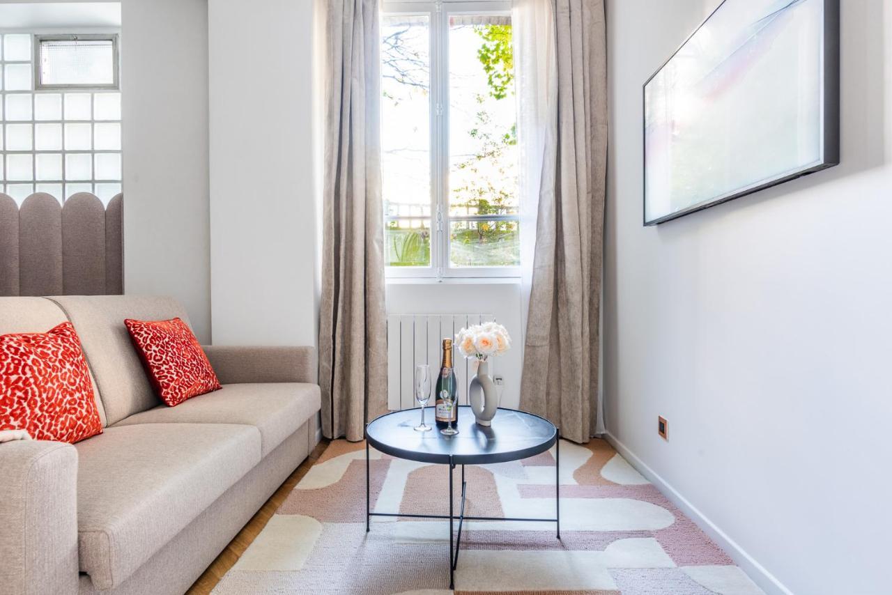 Charming And Cosy Apartment For 4 Guests Parigi Esterno foto